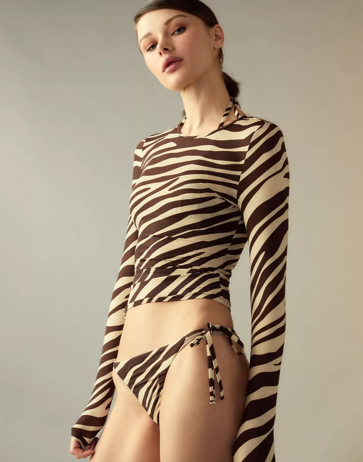 Surf & Swim-Cynthia Rowley Bella Rashguard ZEBRA