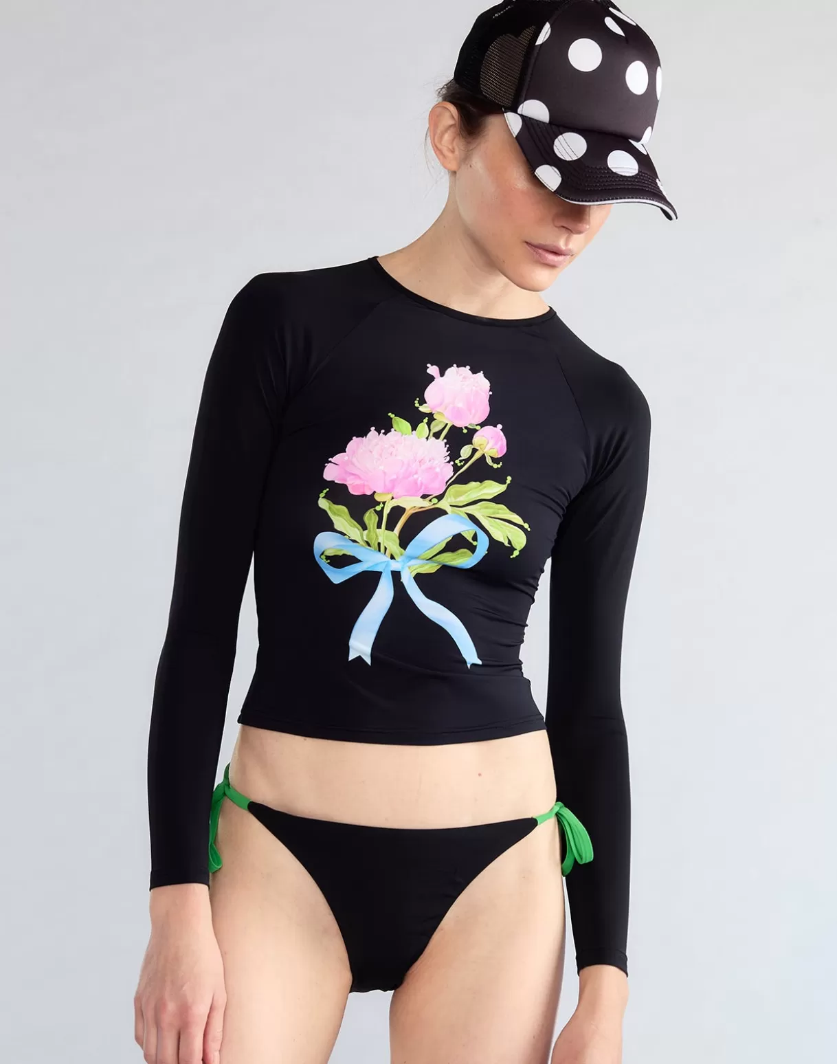 Surf & Swim-Cynthia Rowley Bouquet Ribbon Rashguard BLKFL